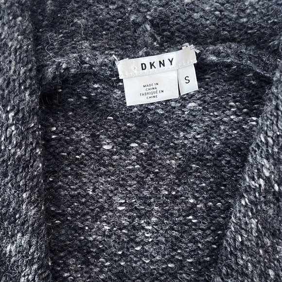 DKNY womens flowy knit vest - Picture 3 of 8